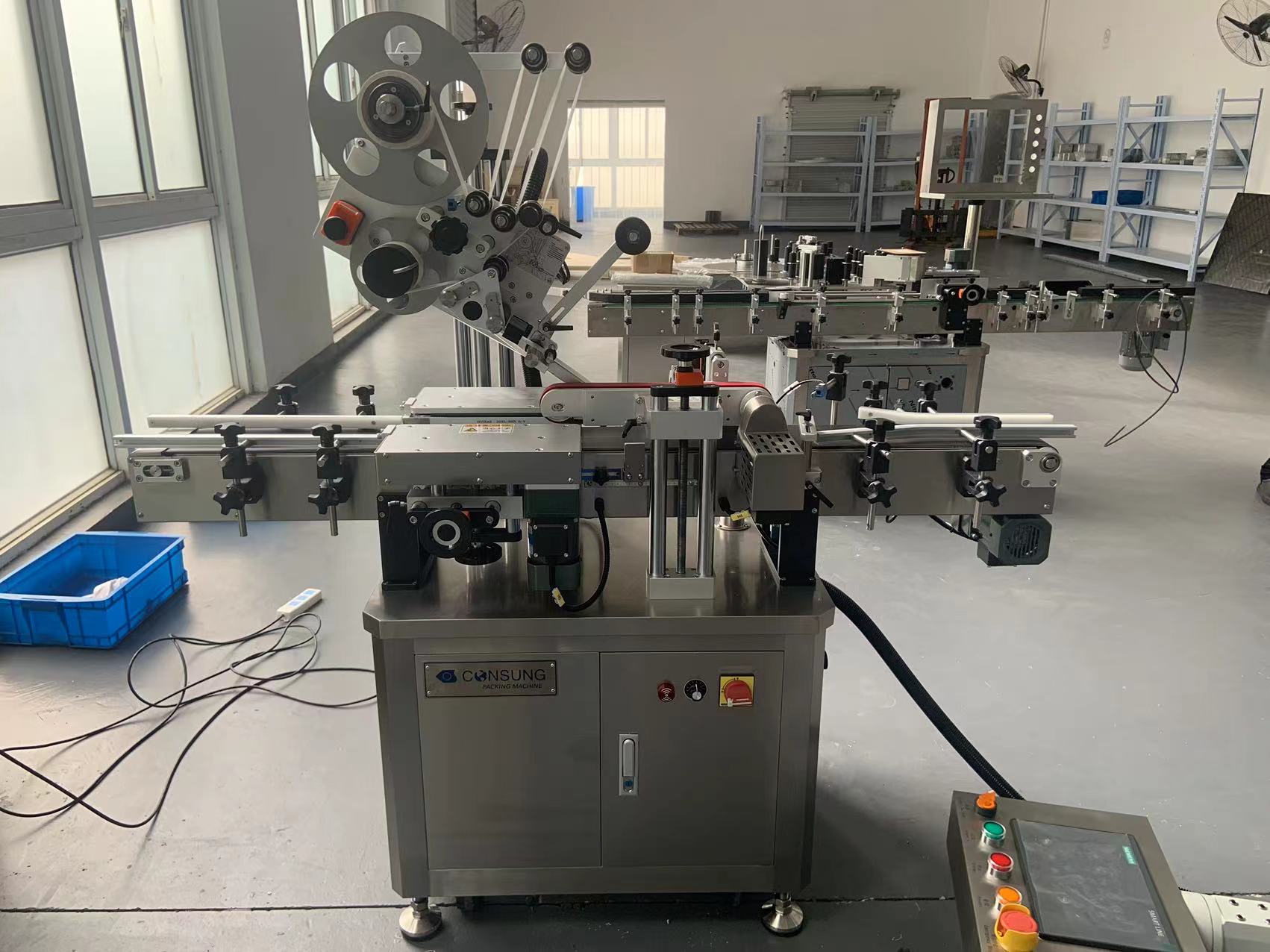 pharma tamper labeling machine